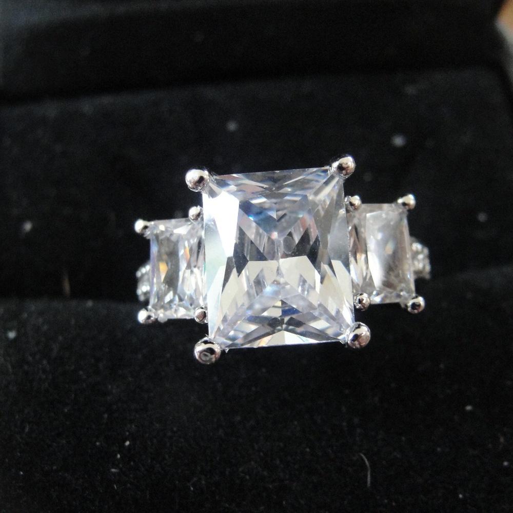 cz  princess cut 3 stone ring